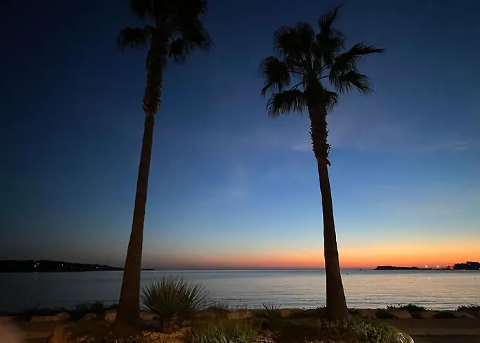 Petit Paradis A Sanary Avec Vue Mer Wifi Et Clim