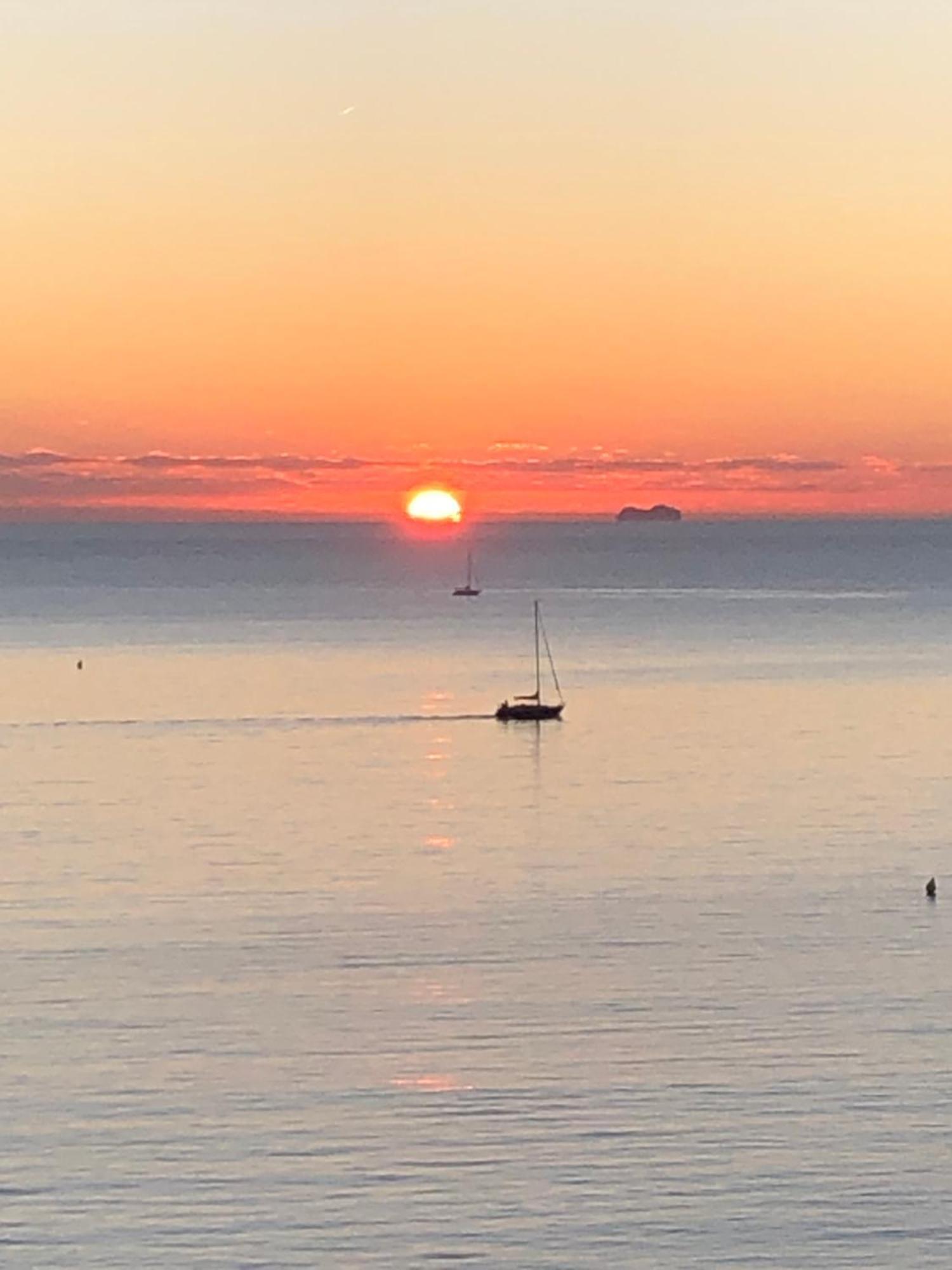 Petit Paradis A Avec Vue Wifi Et Clim Apartment *